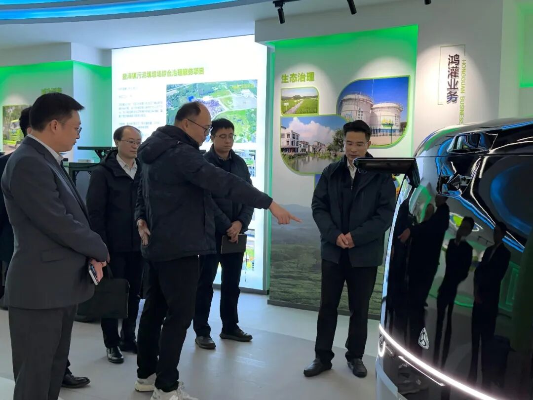 吳江區人大常委會主任錢斌蒞臨鴻灌環境調研指導(圖6)