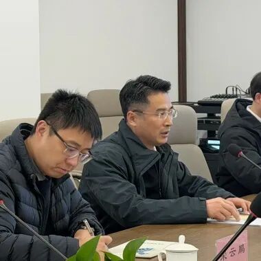 吳江區人大常委會主任錢斌蒞臨鴻灌環境調研指導(圖9)