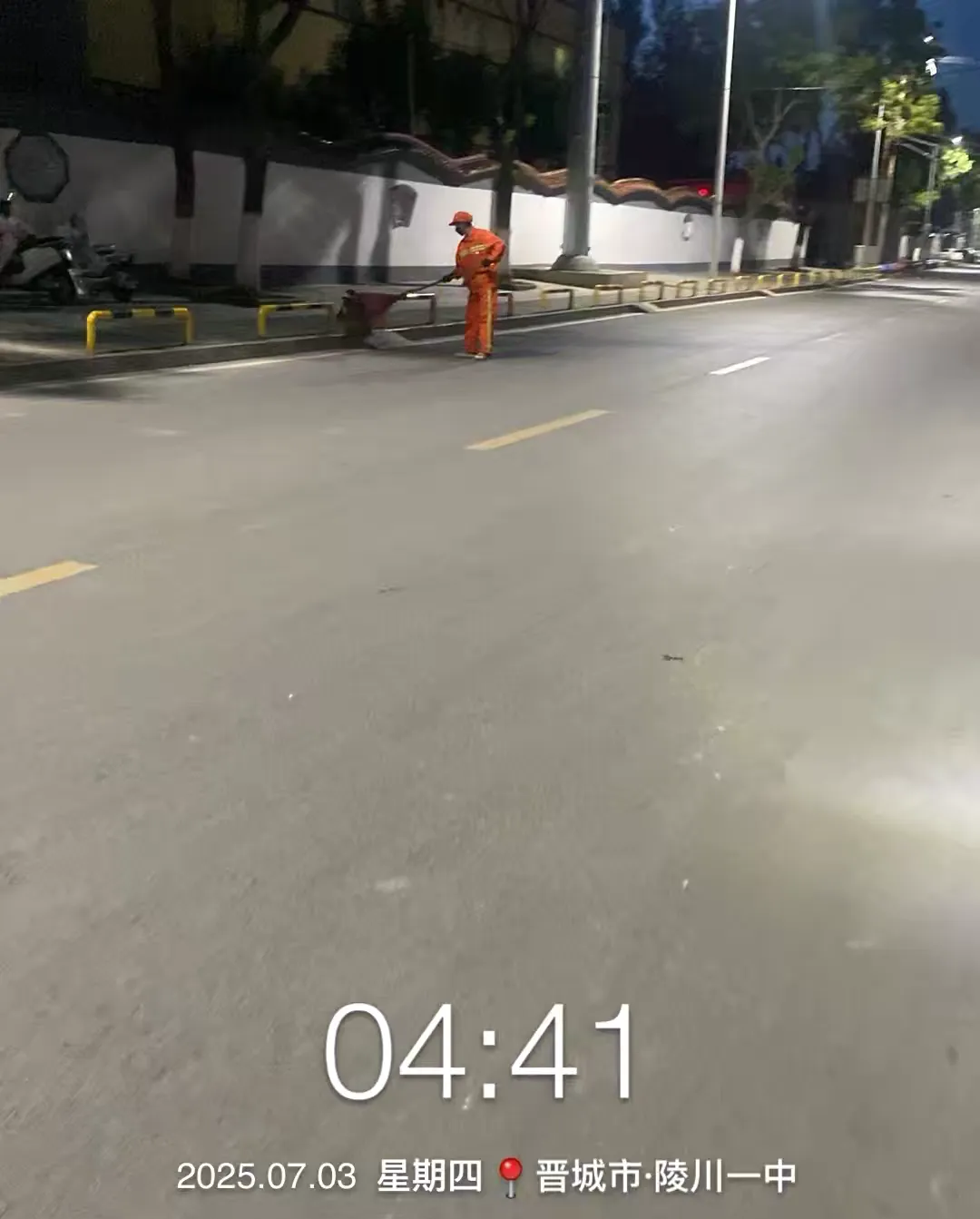 致敬城市美容師——鴻灌陵川環衛工作者 的日常(圖5)