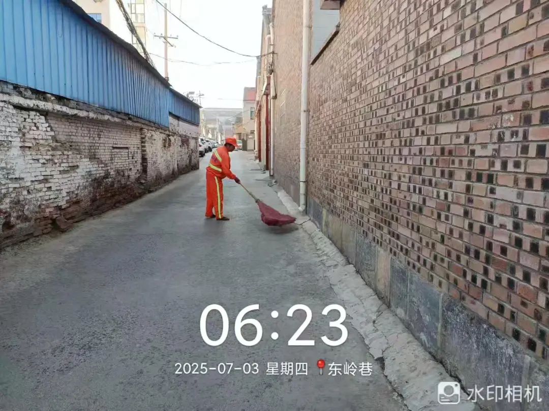 致敬城市美容師——鴻灌陵川環衛工作者 的日常(圖11)