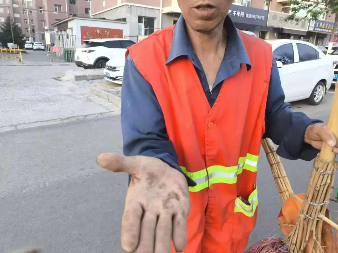 致敬城市美容師——鴻灌陵川環衛工作者 的日常(圖15)