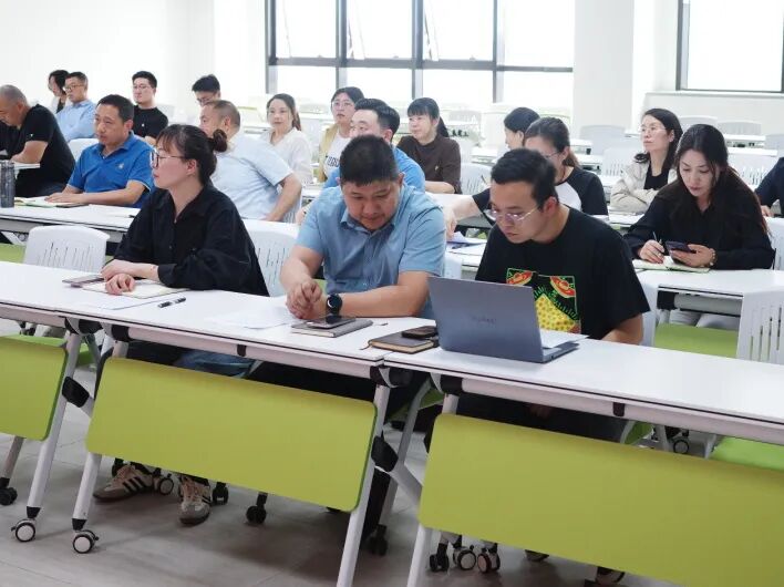 錨定目標 聚力攻堅丨鴻灌環境召開2025年 一季度工作會議(圖23)